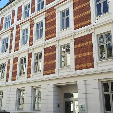 The Company - Parkveien Aparthotel